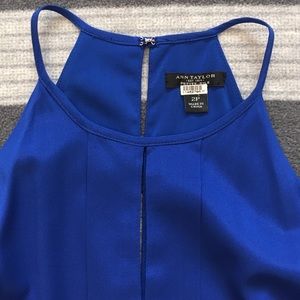 Ann Taylor Silk Keyhole Tank
